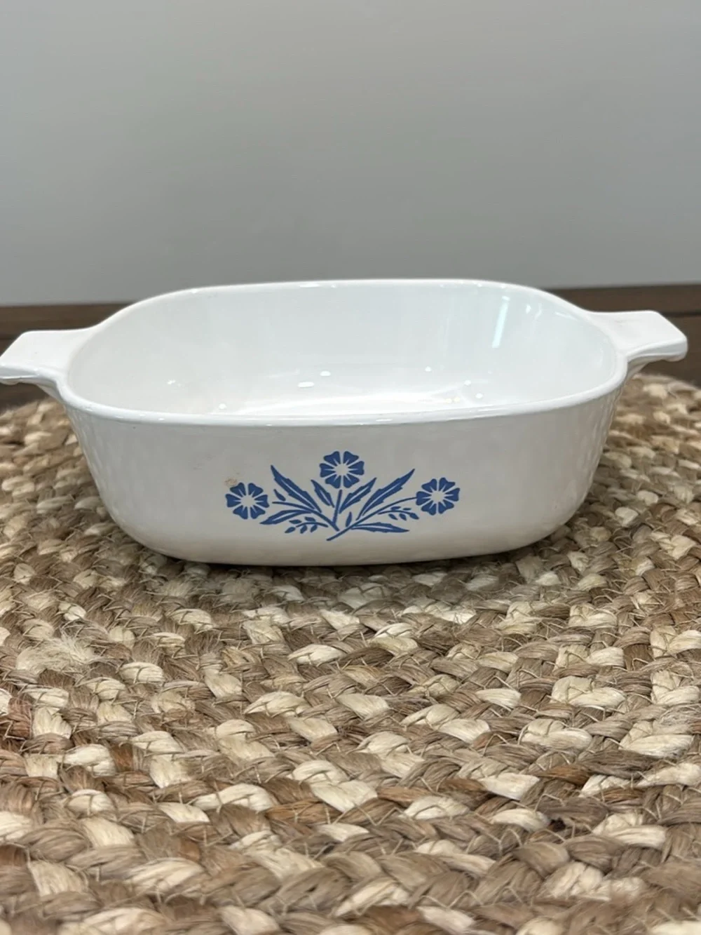 Corningware White Baking Casserole with Blue Floral Design 1qt size no lid